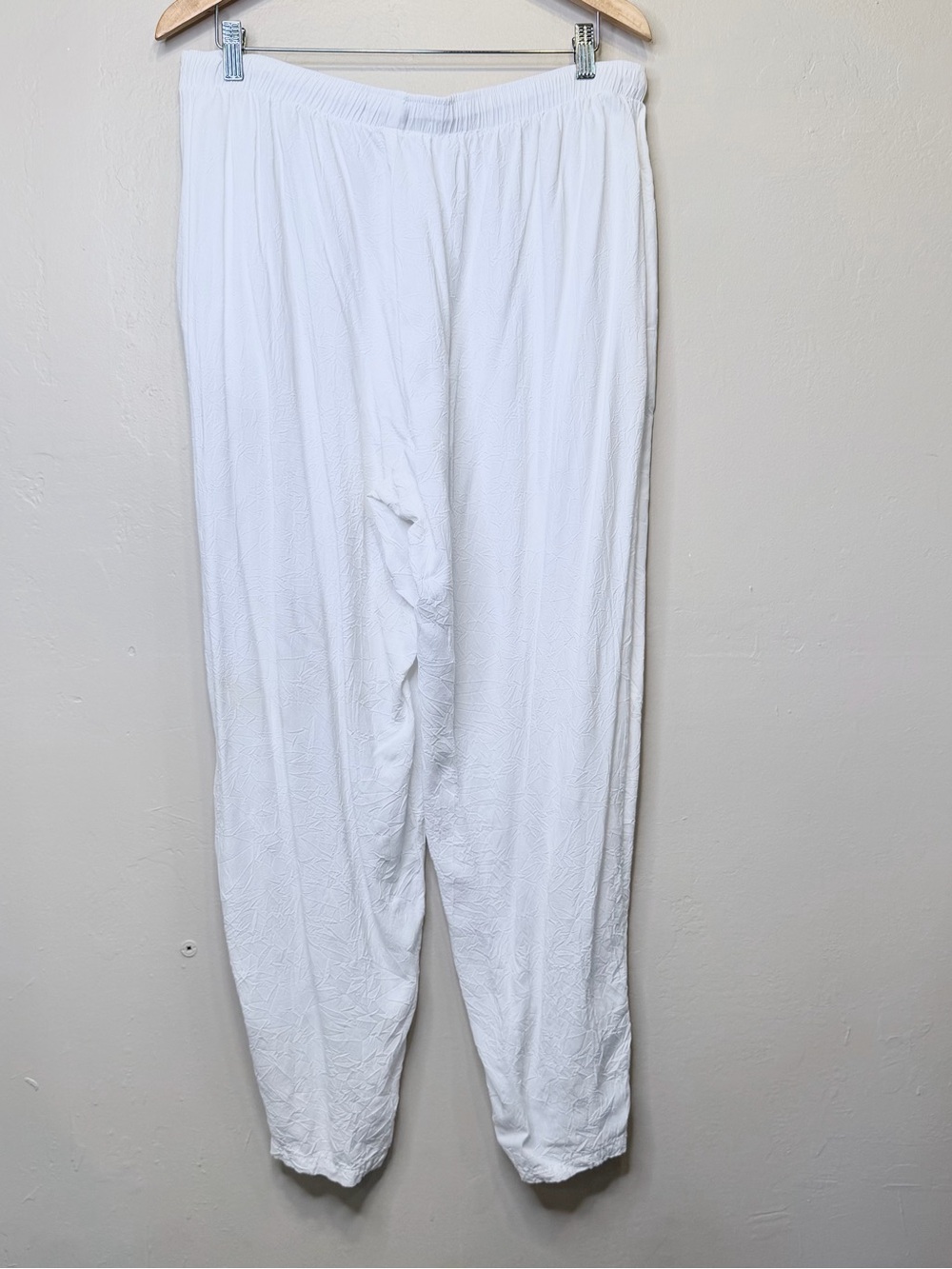 Jams World | VTG White Textured Lightweight Parachute Wide-Leg Drawstring Pants - Picture 3 of 12